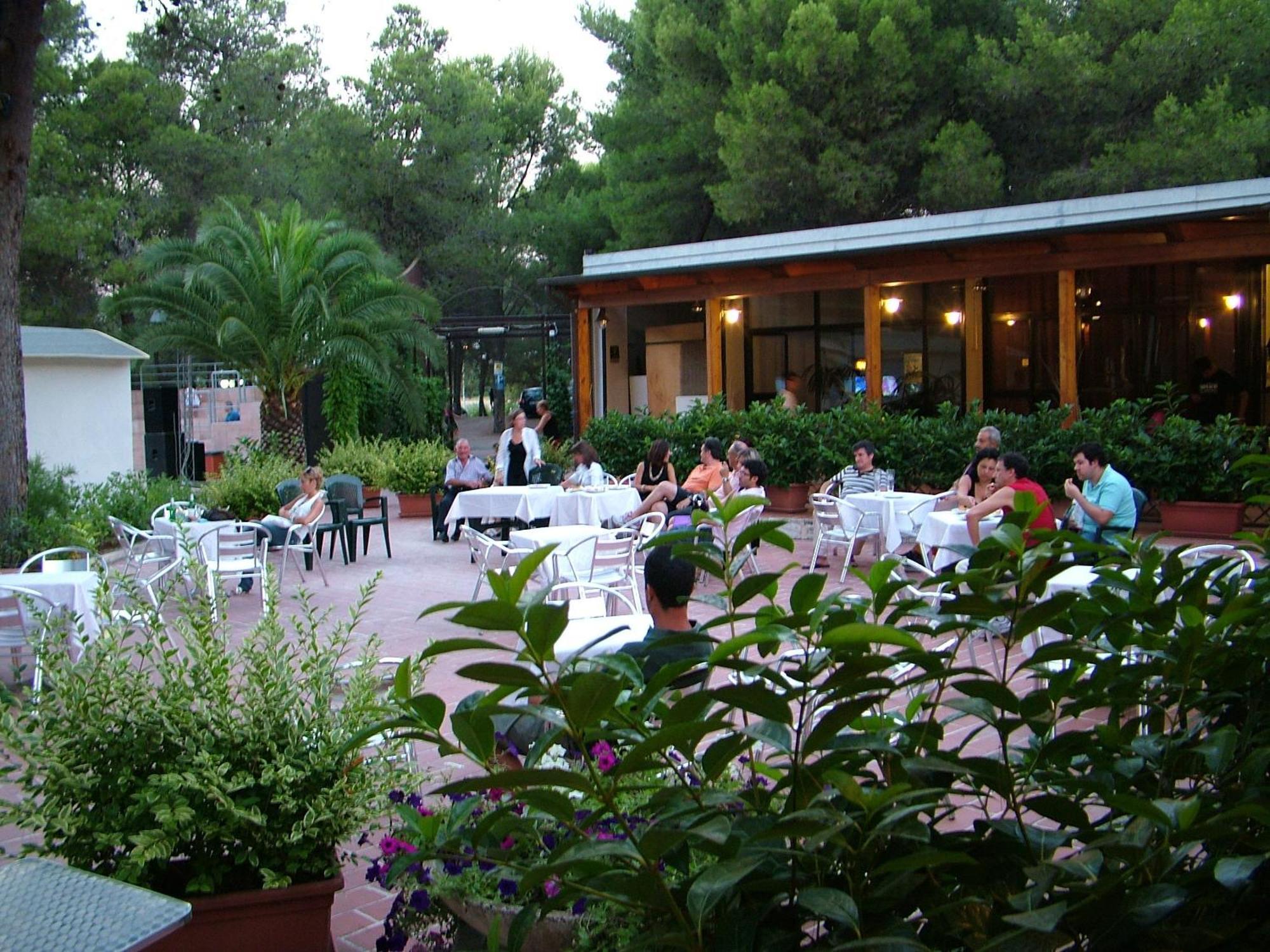 Riva Dei Greci Camping Village Metaponto Cameră foto